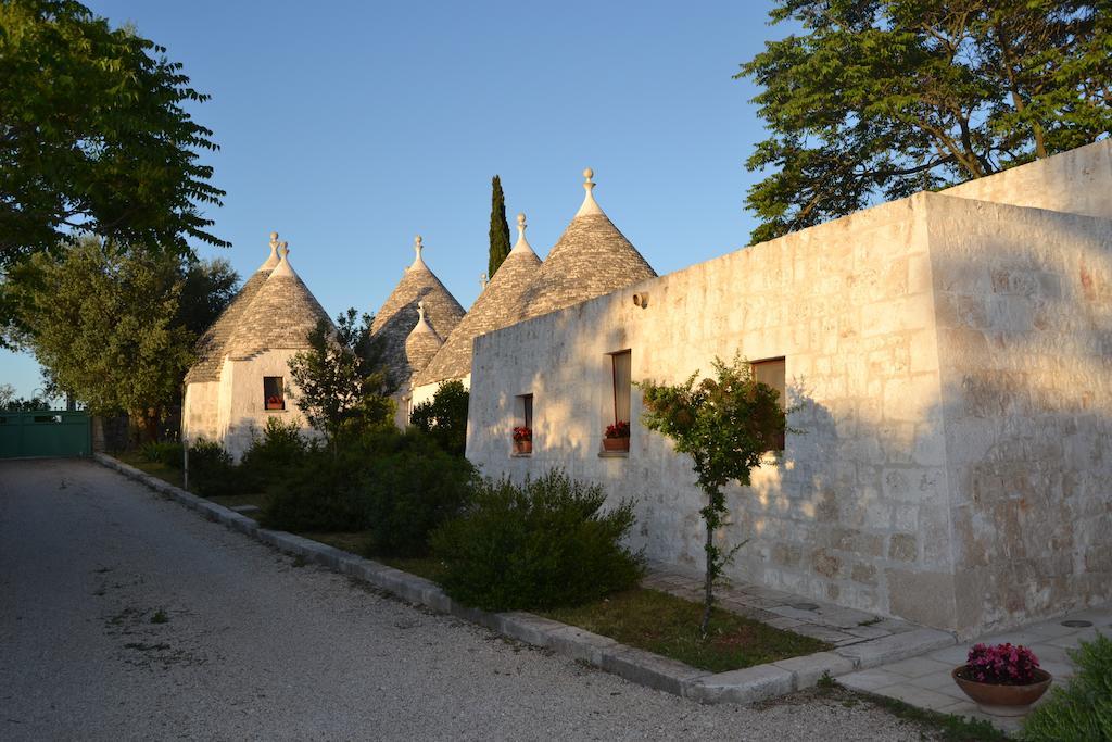 B&B Corte Del Camedrio Чистернино Екстериор снимка