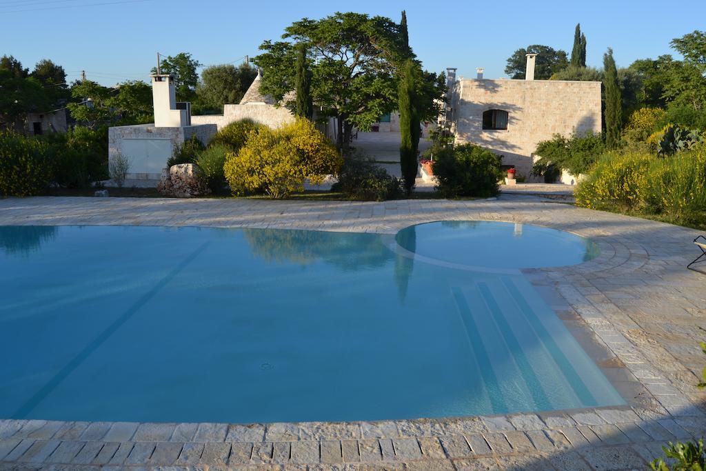 B&B Corte Del Camedrio Чистернино Екстериор снимка